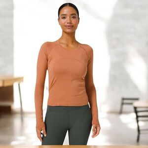 Lululemon Swiftly Tech Long Sleeve 2.0 Race Length Top Womens 4 Orange